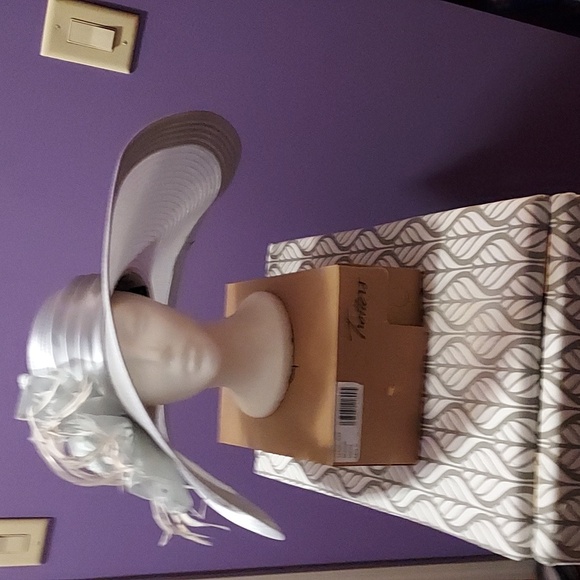 Dress Hat - Picture 3 of 3